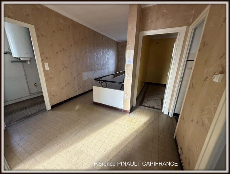 Maison - 176 m² - 8 pièces