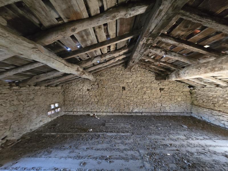 Corps de ferme - 85 m² - 6 pièces