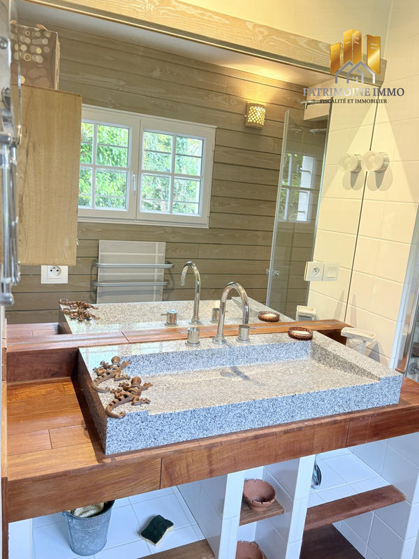 Maison - 148 m² - 7 pièces