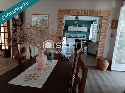 Maison - 209 m² - 7 pièces