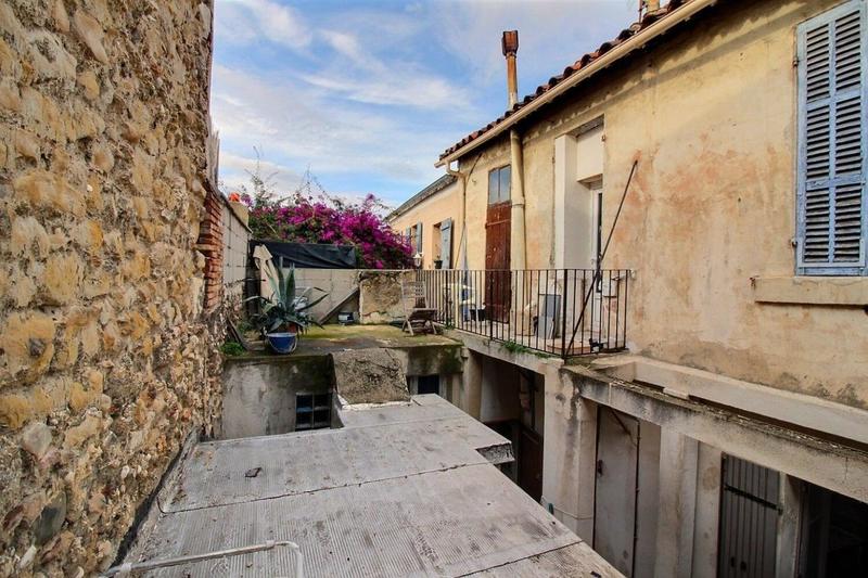 Maison - 110 m² - 6 pièces