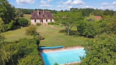 Maison - 175 m² - 6 pièces