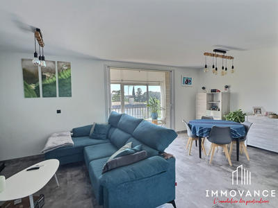 Appartement - 81 m² - 3 pièces