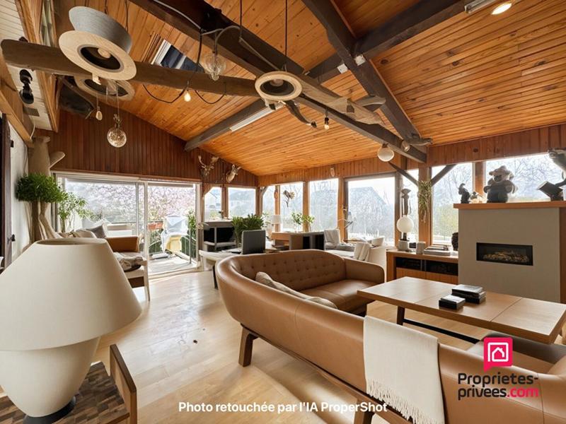 Maison - 157 m² - 7 pièces