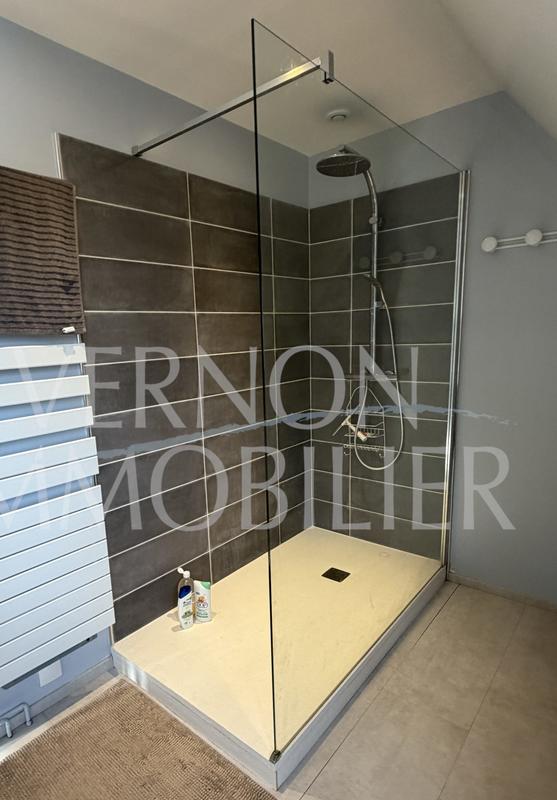 Maison - 225 m² - 7 pièces