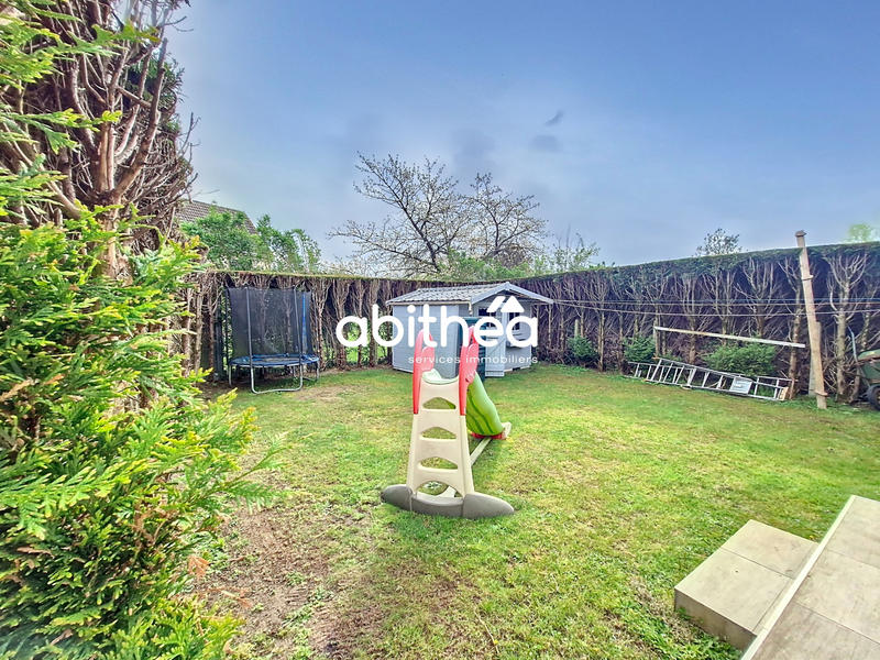 Maison - 90 m² - 3 pièces