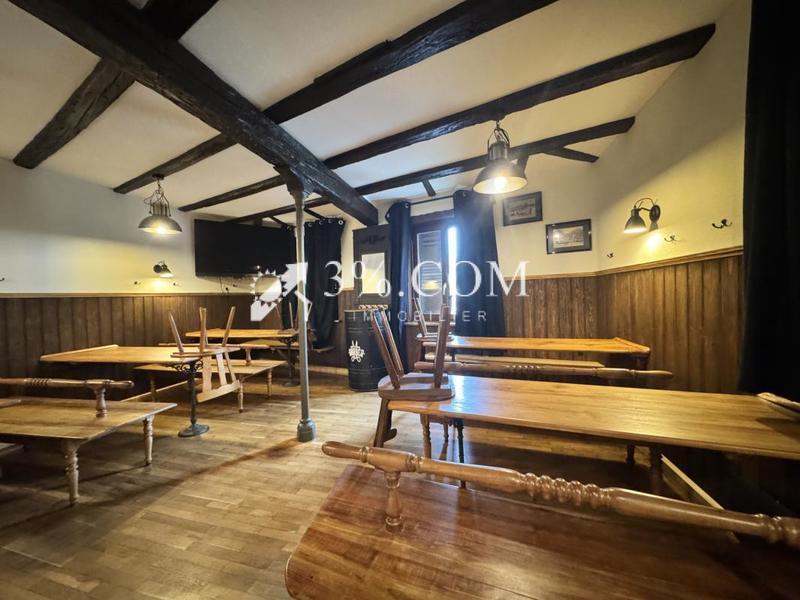 Gîte - 389 m² - 9 pièces