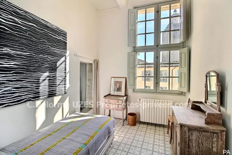 Demeure - 320 m² - 10 pièces