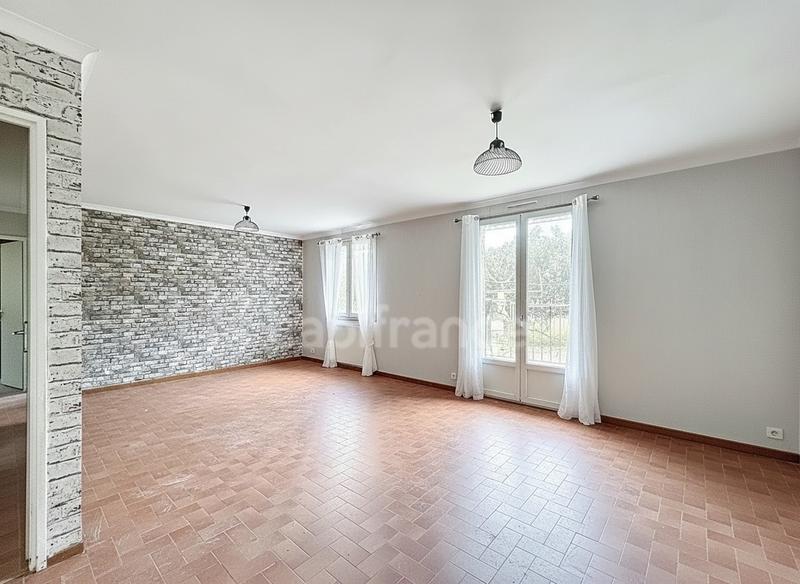 Maison - 81 m² - 5 pièces