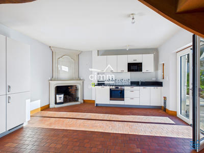 Appartement - 82 m² - 3 pièces