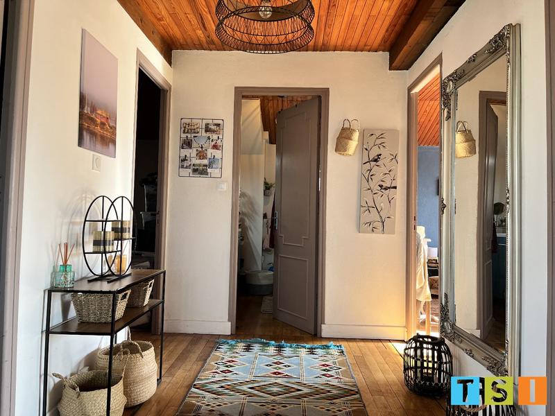 Maison - 144 m² - 7 pièces