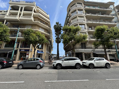 Fonds de commerce - Magasins - 40 m²