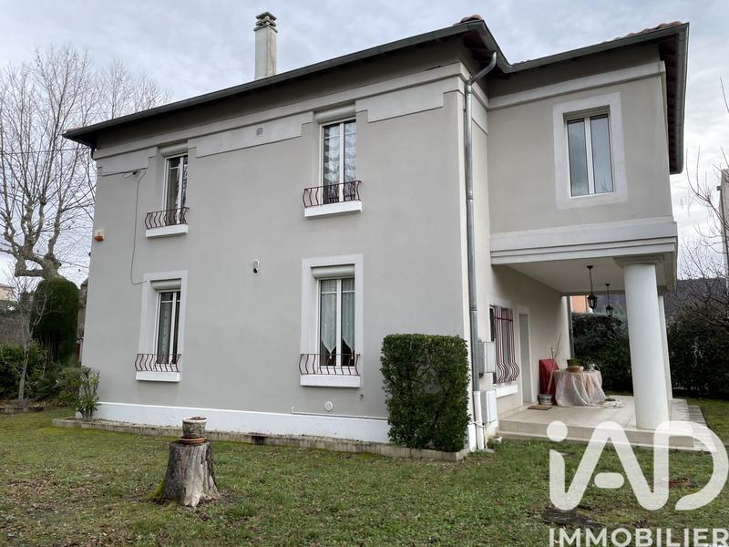Maison - 162 m² - 7 pièces