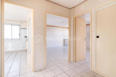 Appartement - 83 m² - 4 pièces