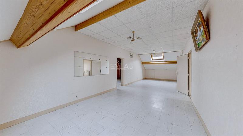 Appartement - 195 m² - 7 pièces