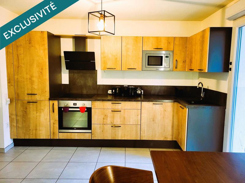 Appartement - 80 m² - 4 pièces