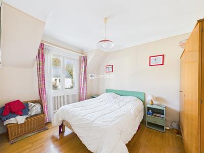 Maison - 145 m² - 7 pièces