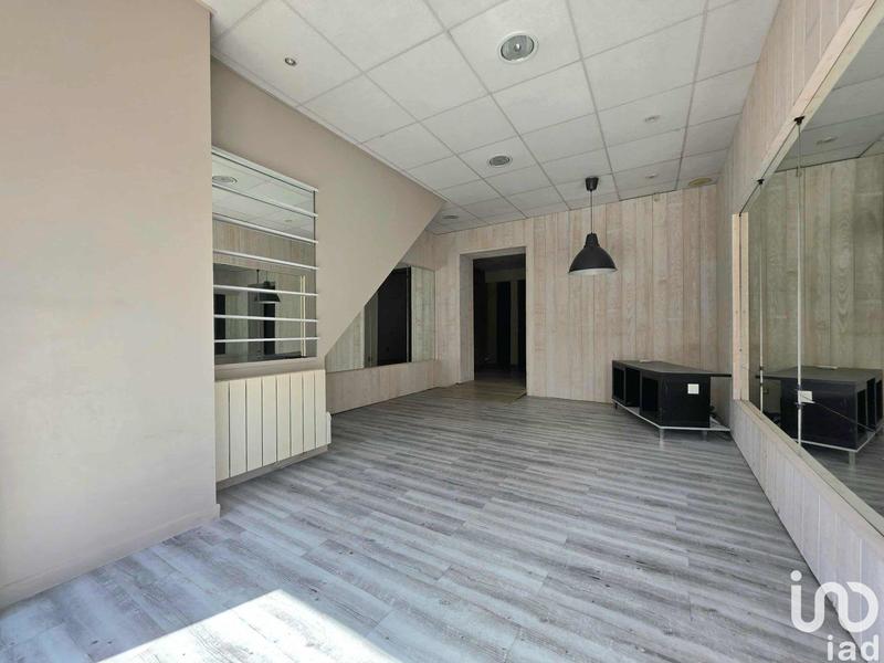 Local commercial - 73 m² - 4 pièces