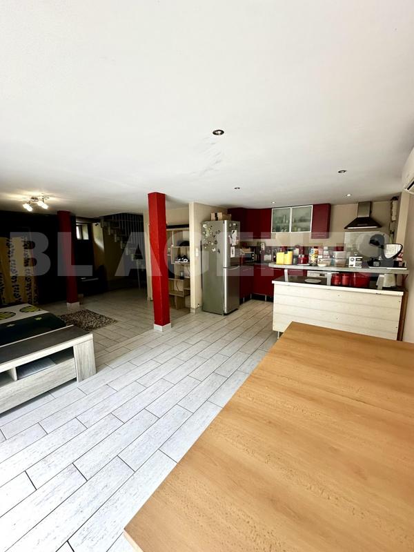 Maison - 132 m² - 7 pièces