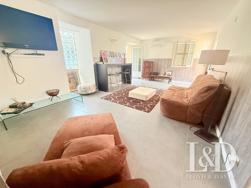 Maison - 175 m² - 4 pièces