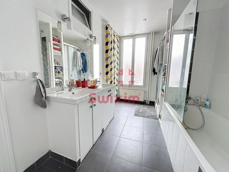 Appartement - 90 m² - 4 pièces