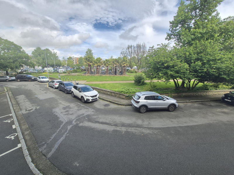 Appartement - 81 m² - 4 pièces