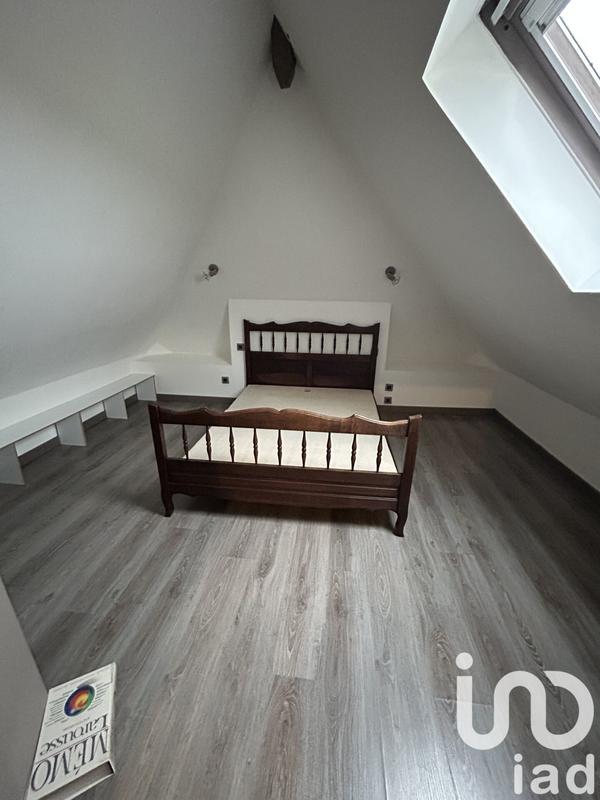 Maison - 200 m² - 6 pièces