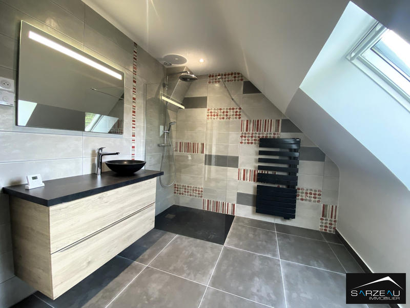 Maison - 101 m² - 5 pièces