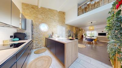 Maison - 160 m² - 6 pièces