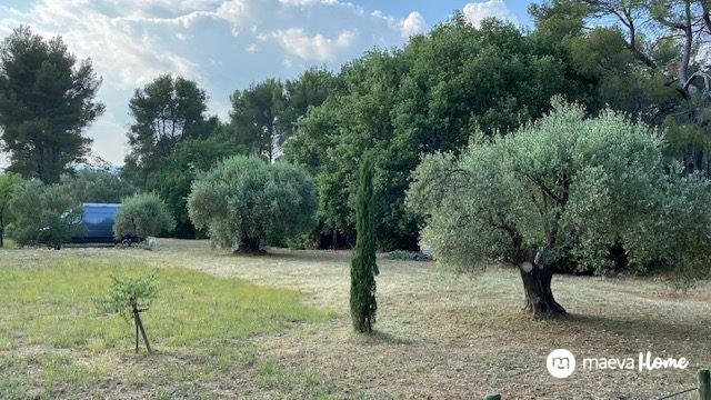 Terrain de loisirs - 6 500 m²