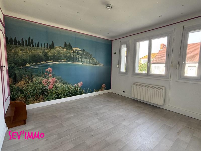 Maison - 168 m² - 7 pièces