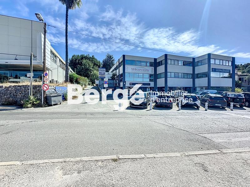 Local commercial - 250 m²