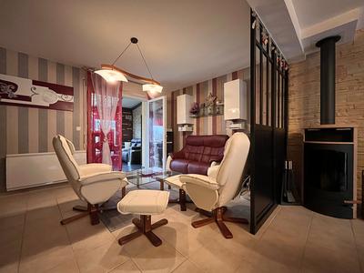 Maison - 104 m² - 6 pièces