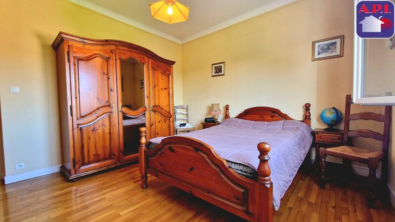 Maison - 151 m² - 6 pièces