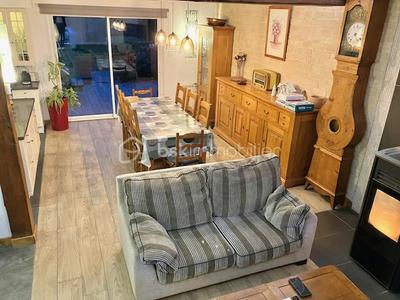 Maison traditionnelle - 146 m² - 5 pièces