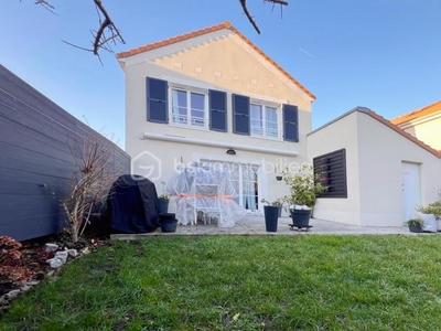 Maison - 85 m² - 5 pièces