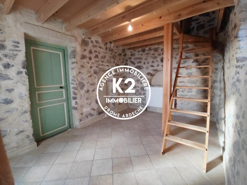 Maison - 179 m² - 6 pièces
