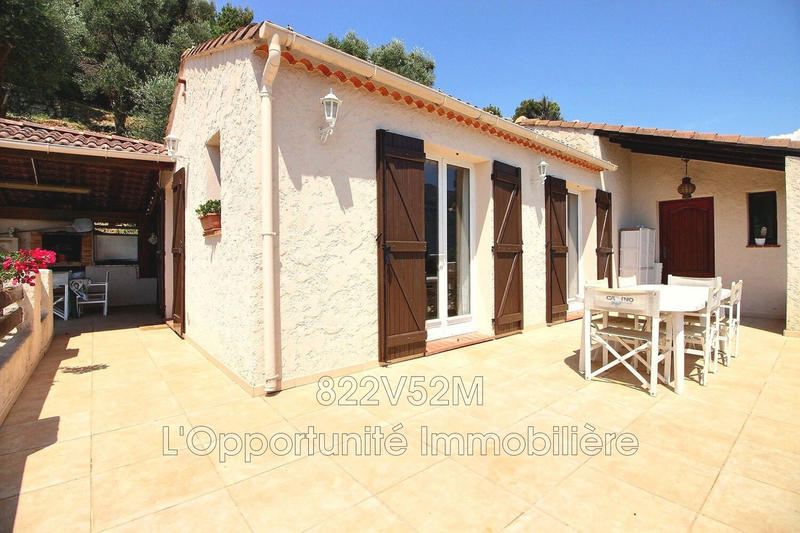 Maison - 211 m² - 5 pièces