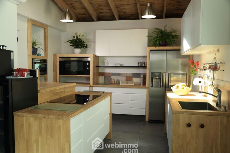 Maison de ville - 417 m² - 20 pièces