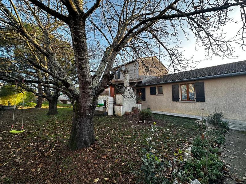 Villa - 120 m² - 5 pièces