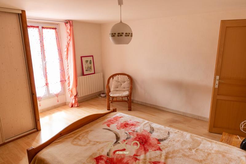 Propriété - 160 m² - 6 pièces