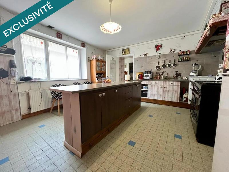 Maison - 190 m² - 9 pièces