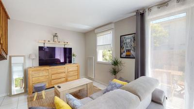 Maison - 84 m² - 4 pièces