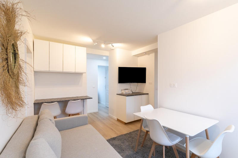 Appartement - 90 m² - 6 pièces