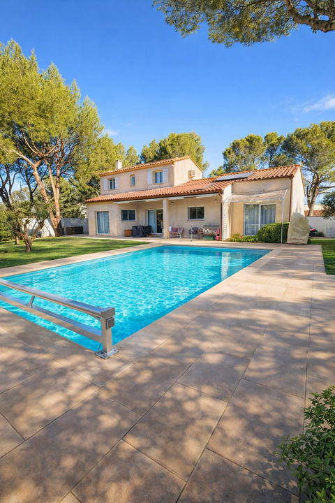 Villa - 153 m² - 6 pièces