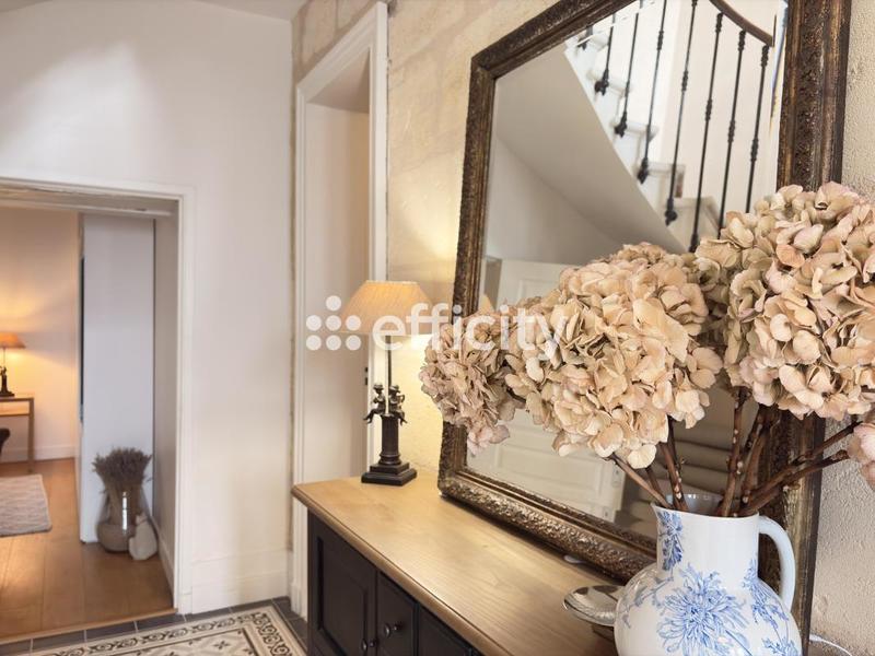 Maison - 228 m² - 7 pièces