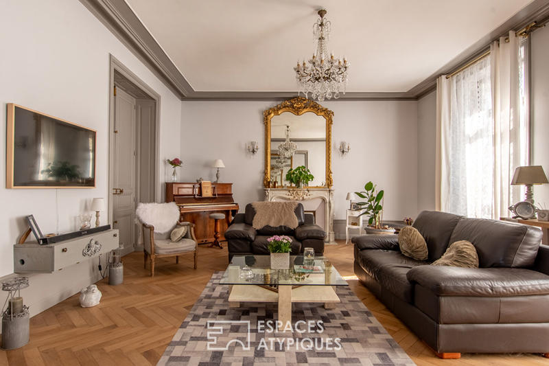 Appartement - 269 m² - 8 pièces