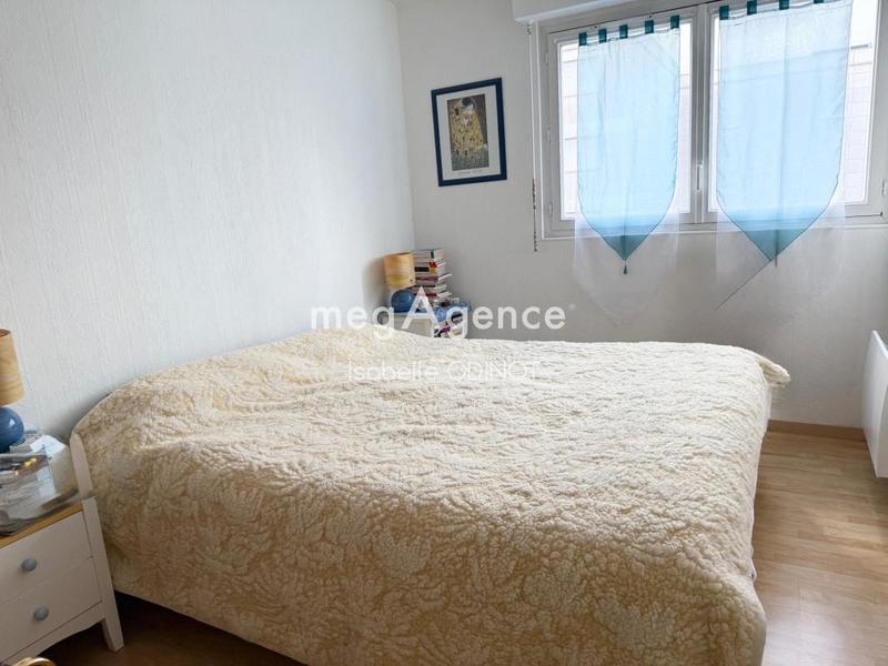 Appartement - 79 m² - 4 pièces