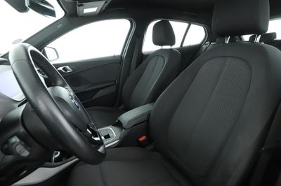 Bmw Série 1 118i Business Design Dkg7 140 ch