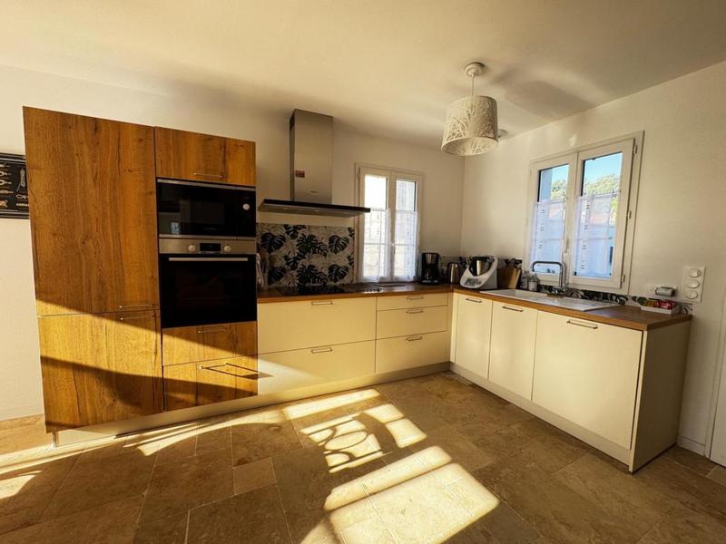 Maison traditionnelle - 96 m² - 4 pièces